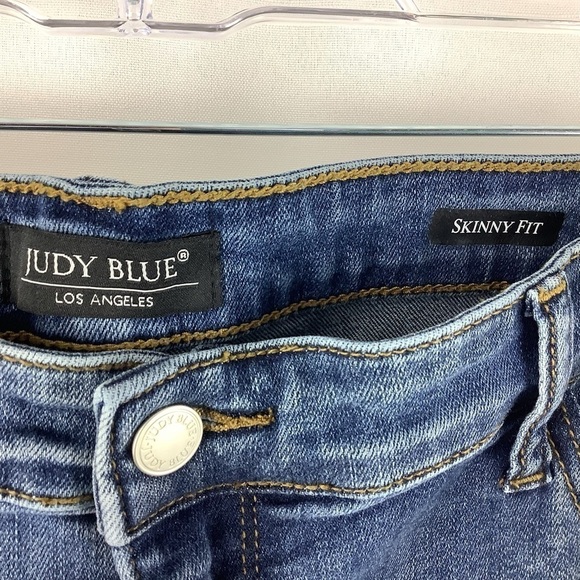Judy Blue Leopard Patch Mid Rise Skinny Fit Jeans Size 3XL - Picture 3 of 4